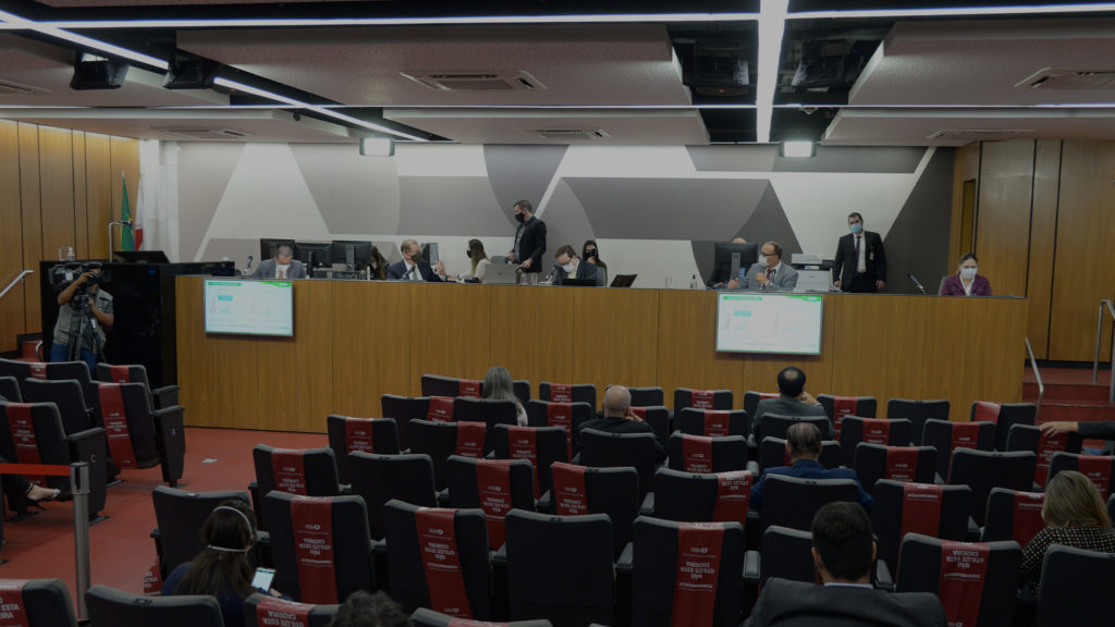 Gil Pereira cobra investimentos em energia solar e termoelétrica a gás